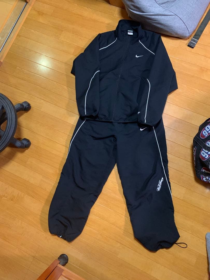 supreme nike トラックパンツ　トラックジャージ　セットアップ M