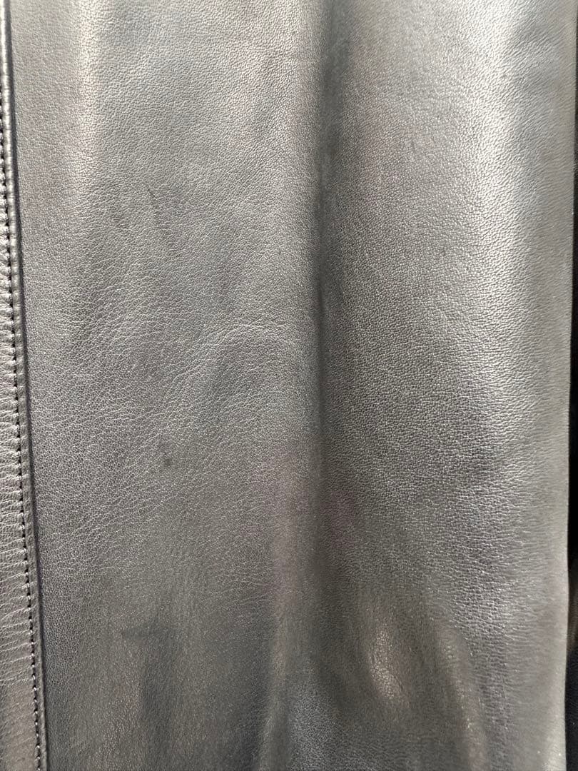 (タケ)￼新古品 リラックスフィット HORSE LEATHER