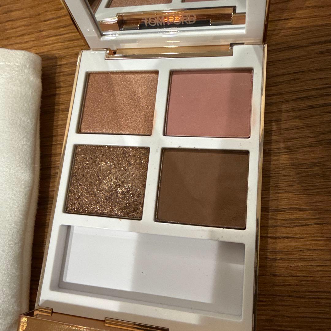 TOM FORD トムフォード アイカラークォード 02 トロピカルダスク限定