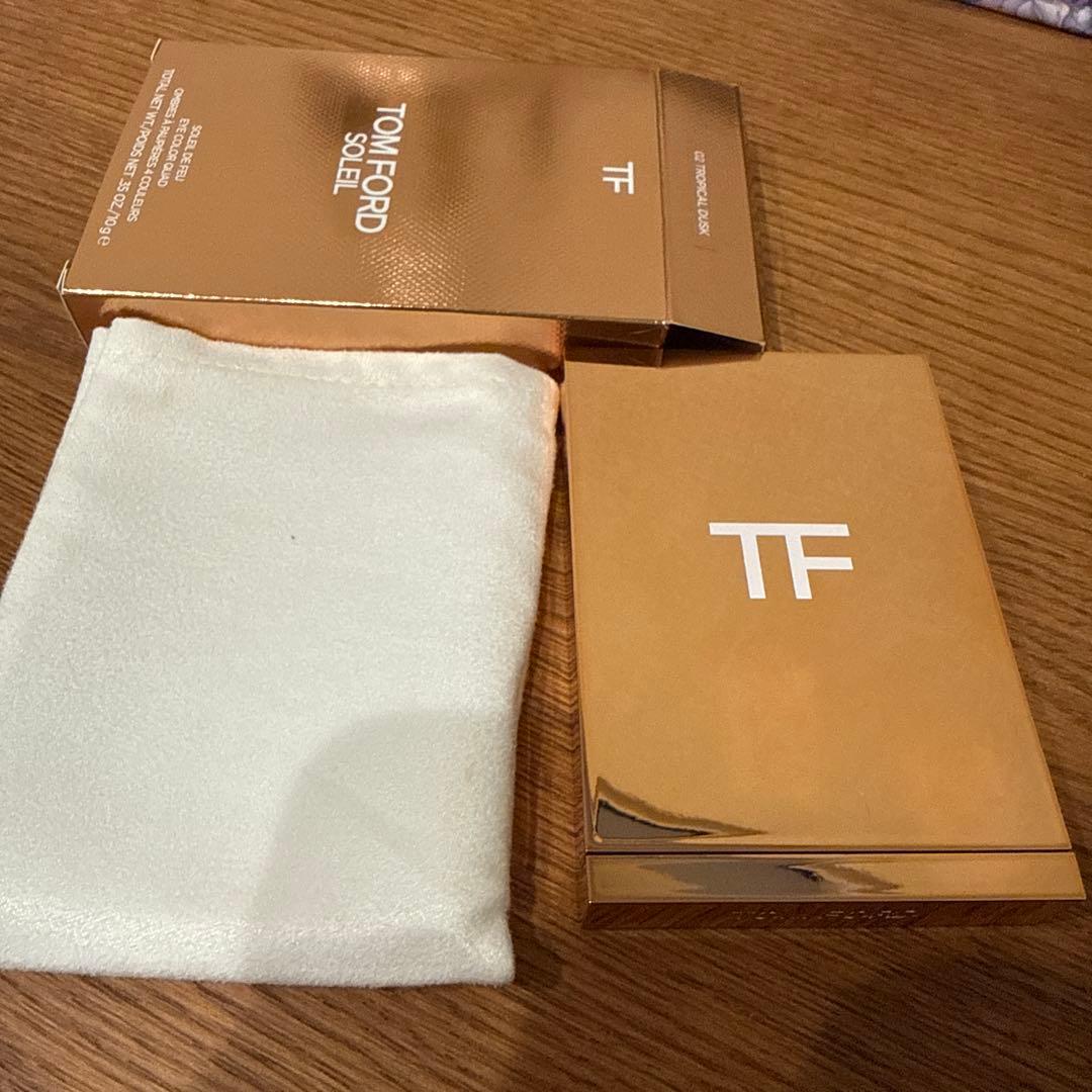 TOM FORD トムフォード アイカラークォード 02 トロピカルダスク限定