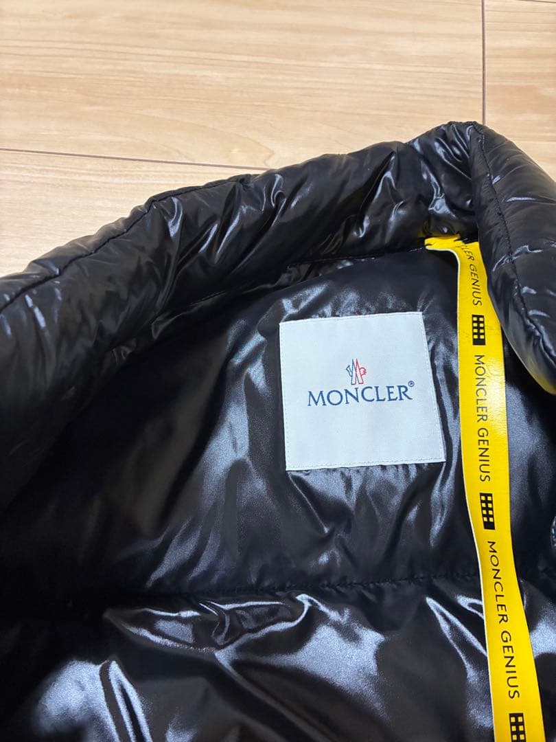 美品⭐︎MONCLER GENIUS × FRAGMENT ダウンベスト 黒　2