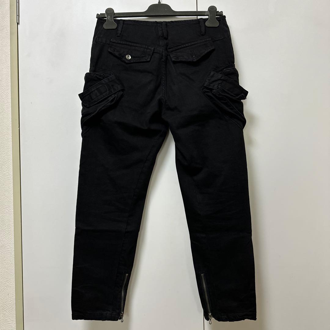 ユリウス　julius ブラックデニムカーゴパンツ