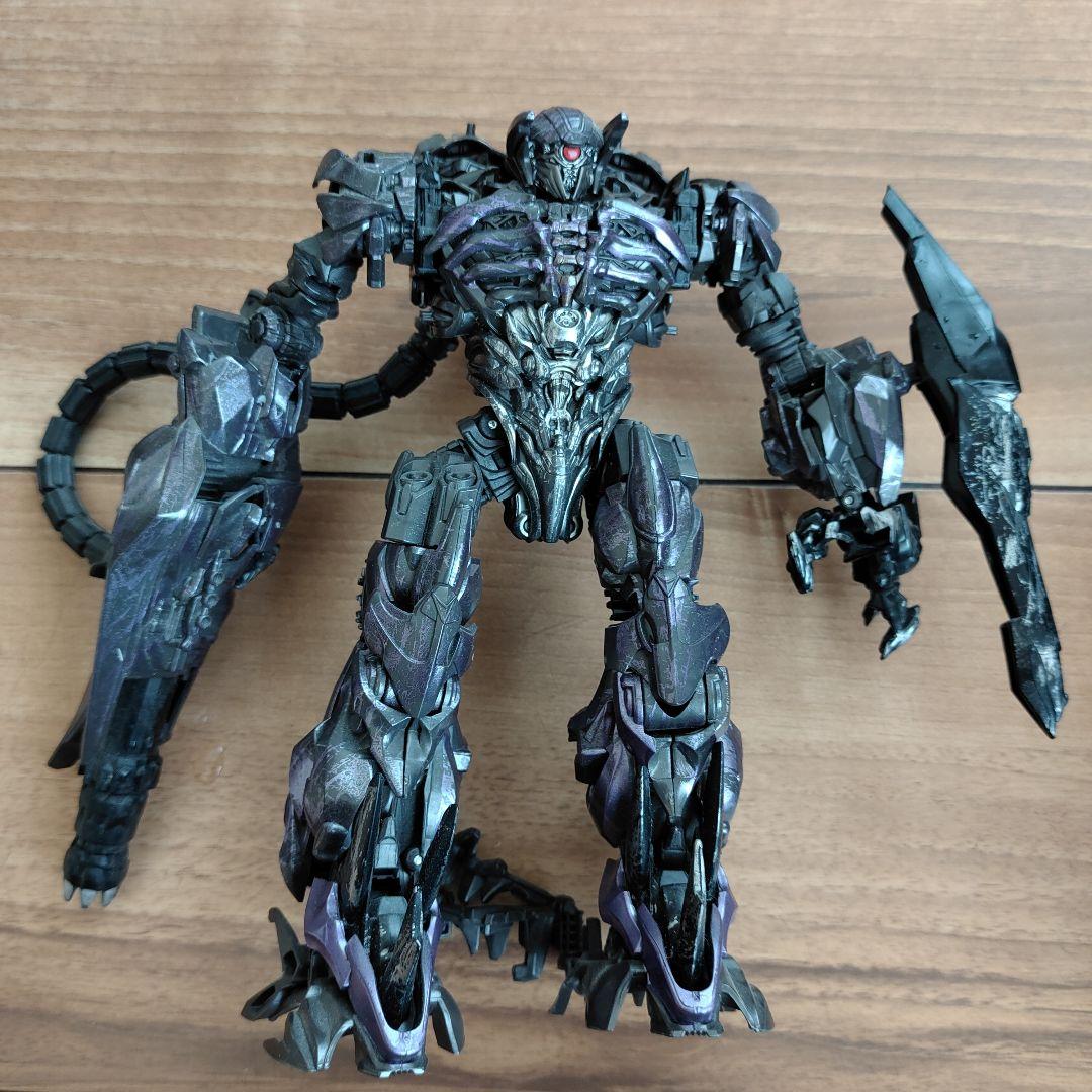 トランスフォーマー ショックウェーブ SS-45 スタジオシリーズ