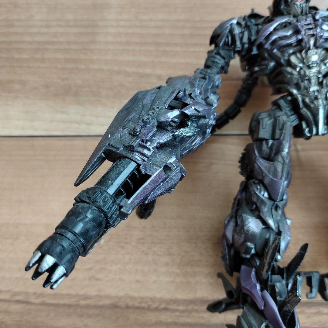 トランスフォーマー ショックウェーブ SS-45 スタジオシリーズ