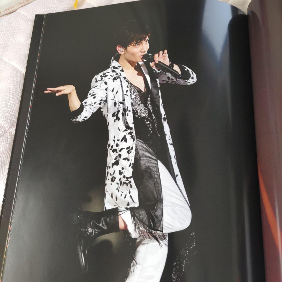 東方神起ライブツアー2013TIME　写真集