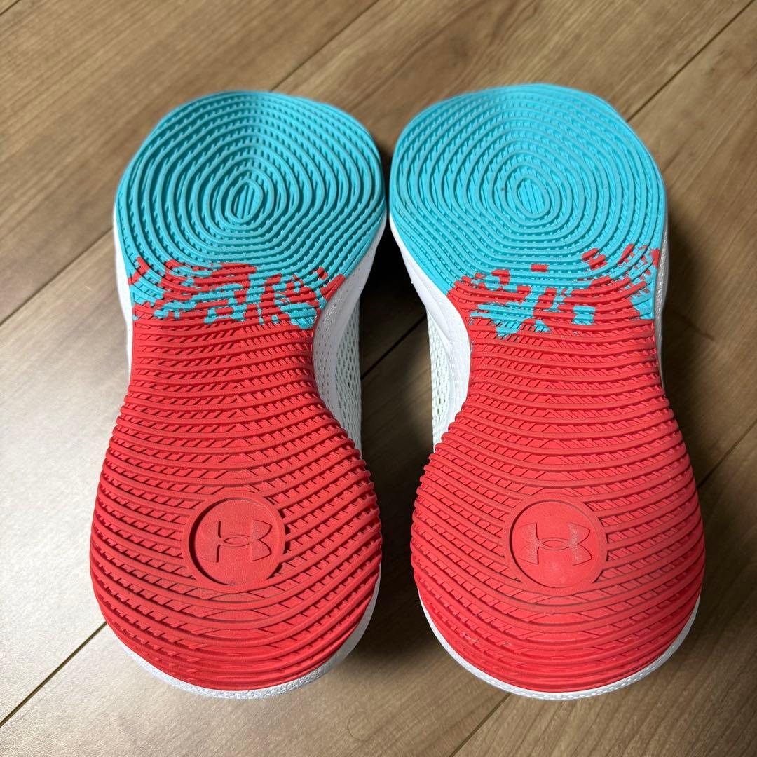 シューズ(男性用) Under Armour Curry Splash 24