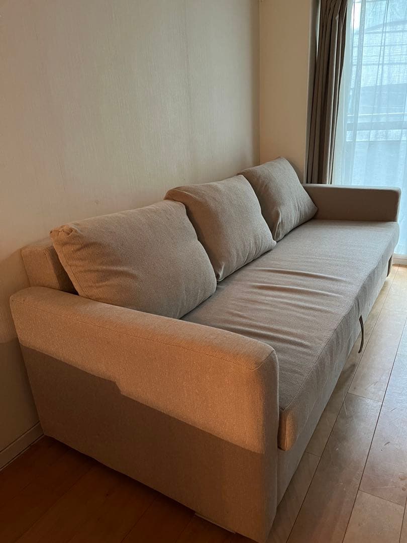 IKEA FRIHETEN ソファベッド