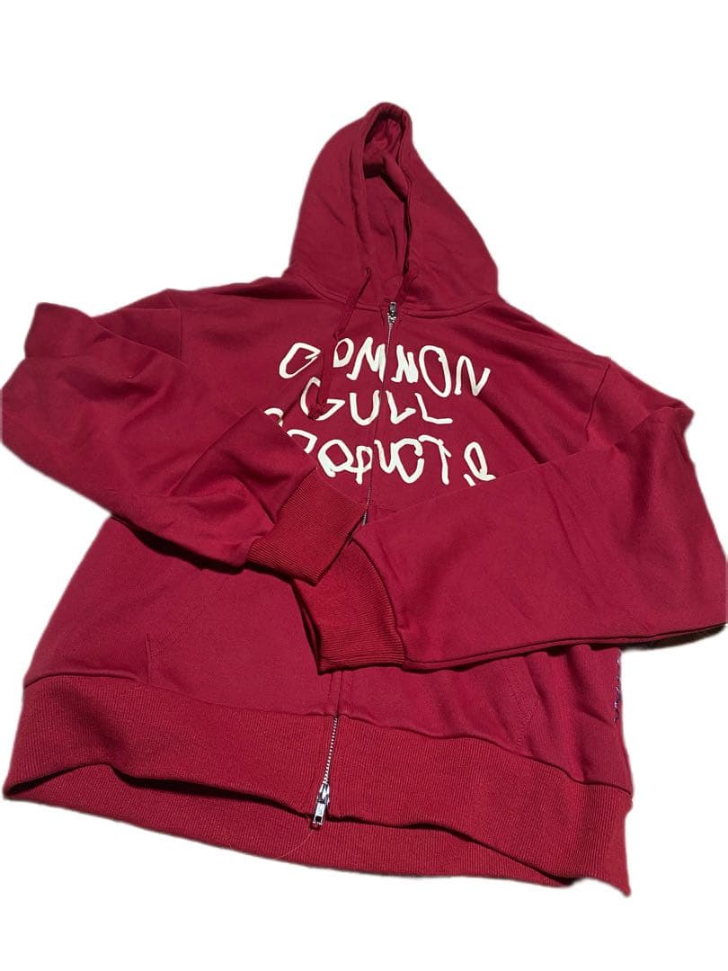 common gull products. パーカー red Mサイズ
