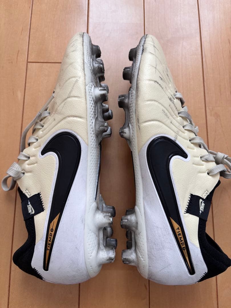 サッカースパイク　NIKE 24cm
