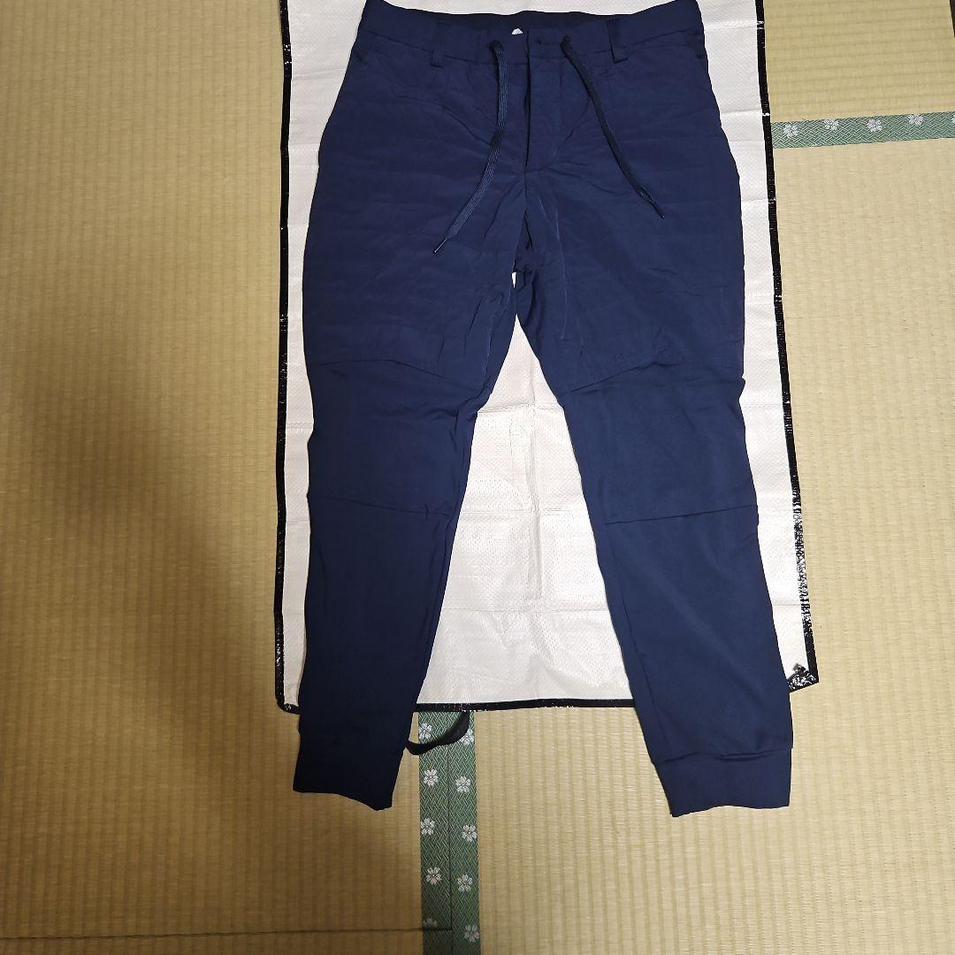adidas オレンジポロシャツとストレッチ保温ジョガーパンツ、帽子セット 売り