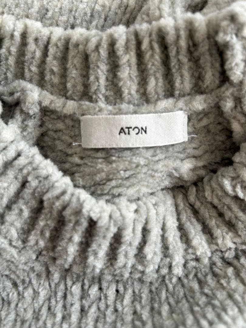 ATON エイトン　ベスト