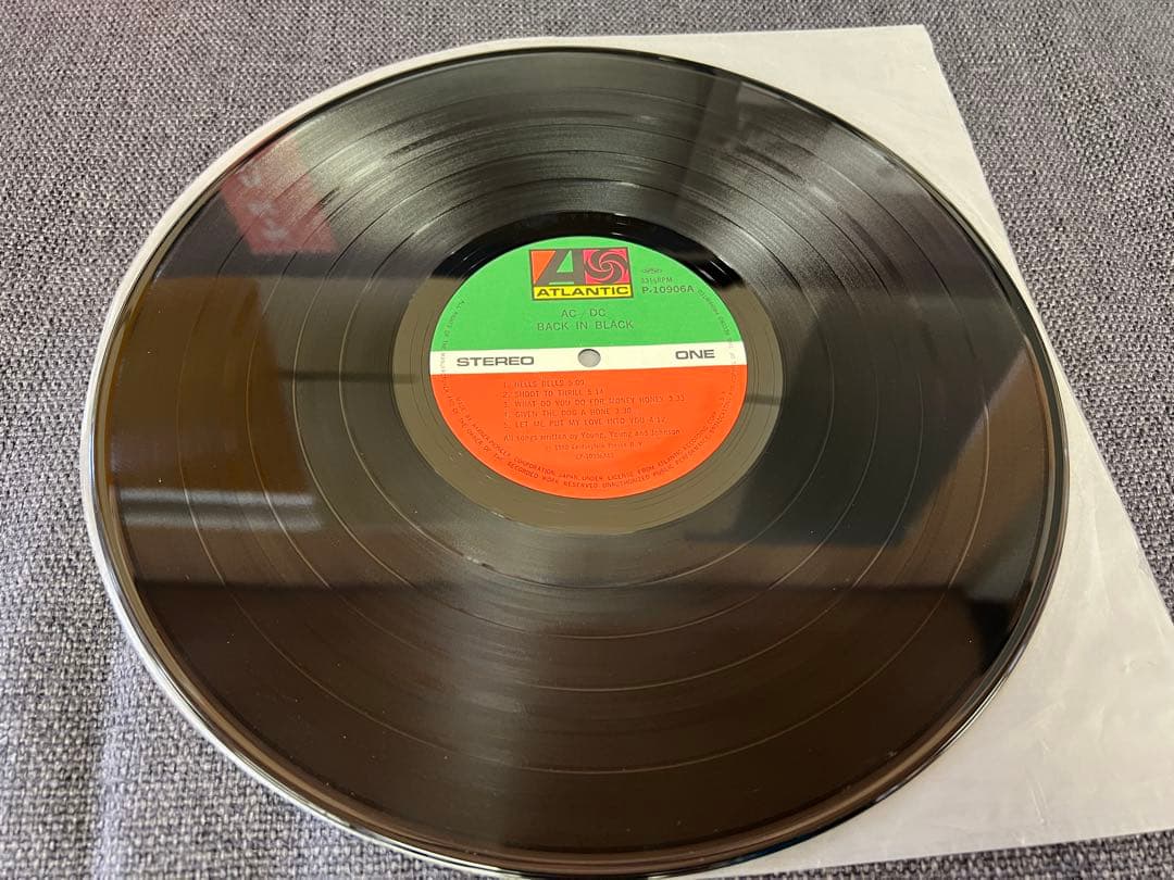 AC/DC LP洋楽 P-10906A 帯付 Back In Black JP