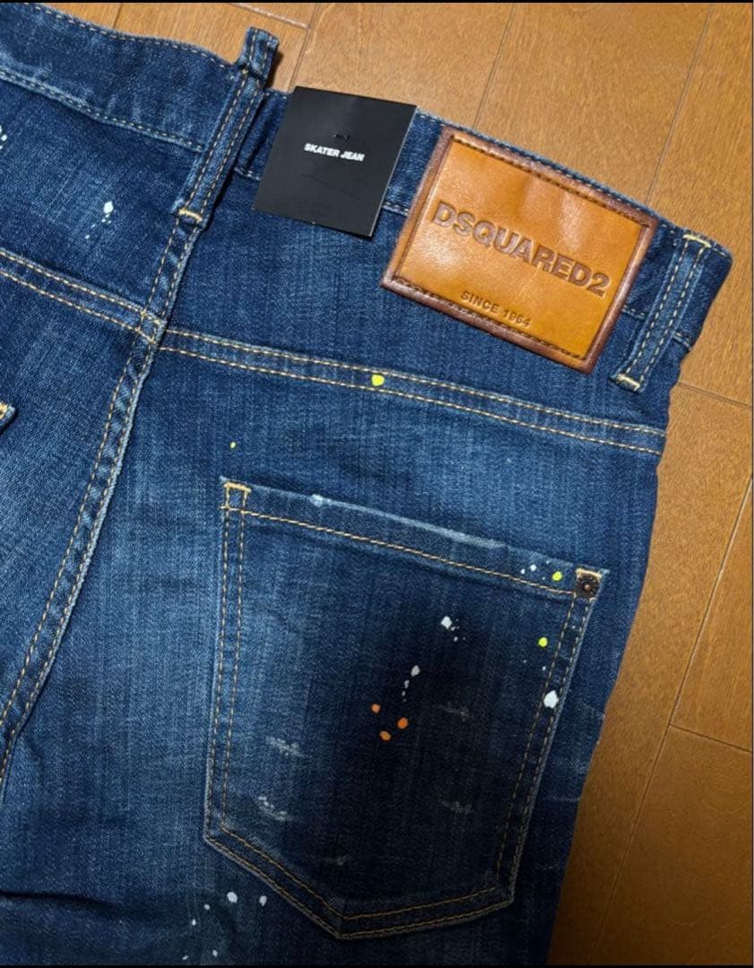 DSQUARED2 Skater 46 濃紺　　新品、未使用　お買い得‼️