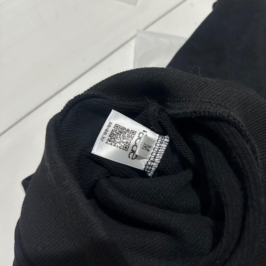 即日発送★新品★ Aeae ブラック フロントジッパー クロップドパーカー
