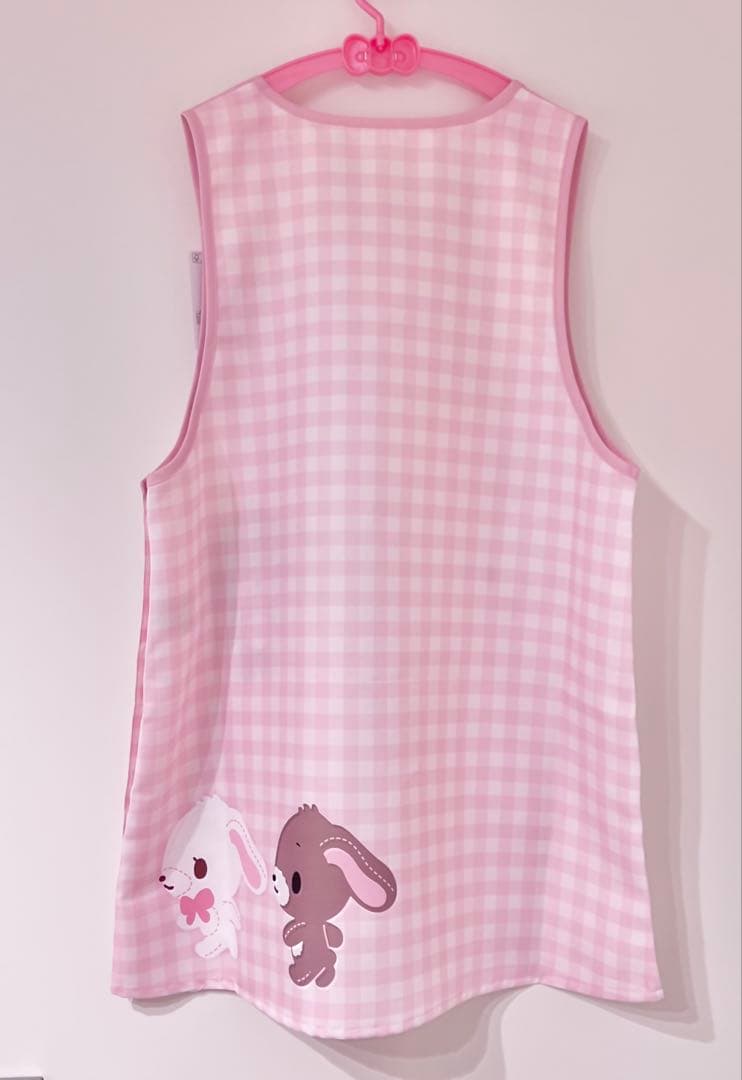♡新品♡シュガーバニーズ エプロン 3点 しろうさ くろうさ サンリオ 平成