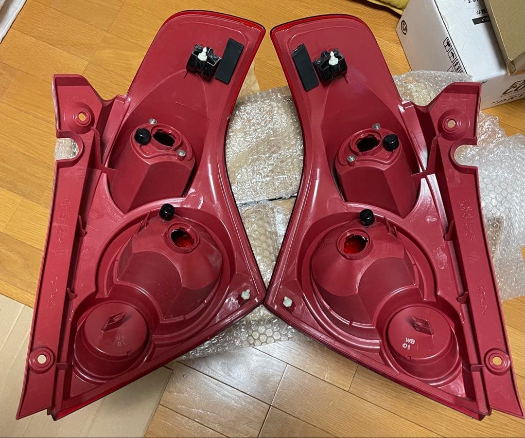 ZC31S スイフトスポーツ 純正リアテールランプ 左右セット