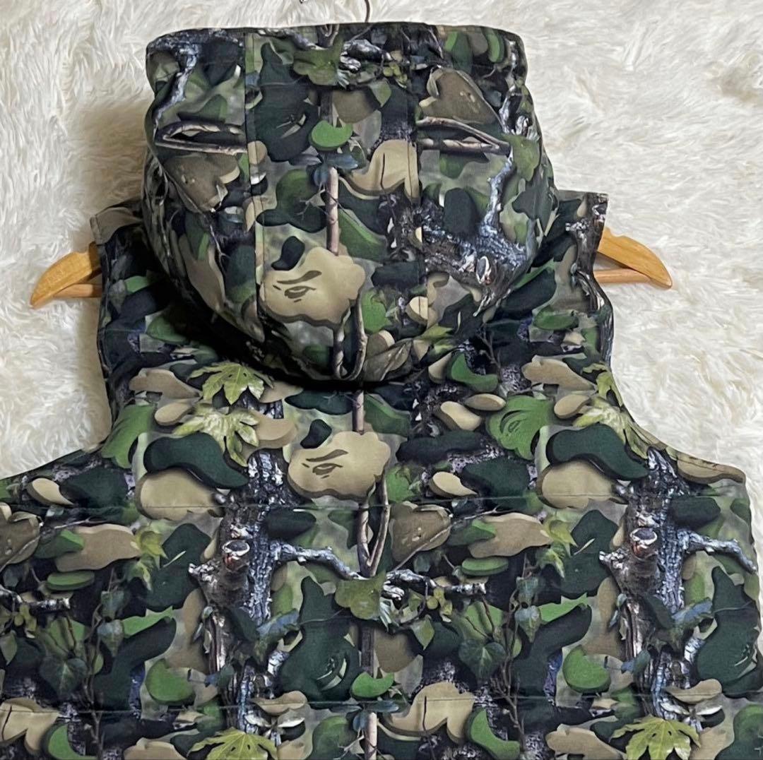 【美品】ダウンベスト リアルツリーカモ　サルカモ A BATHING APE
