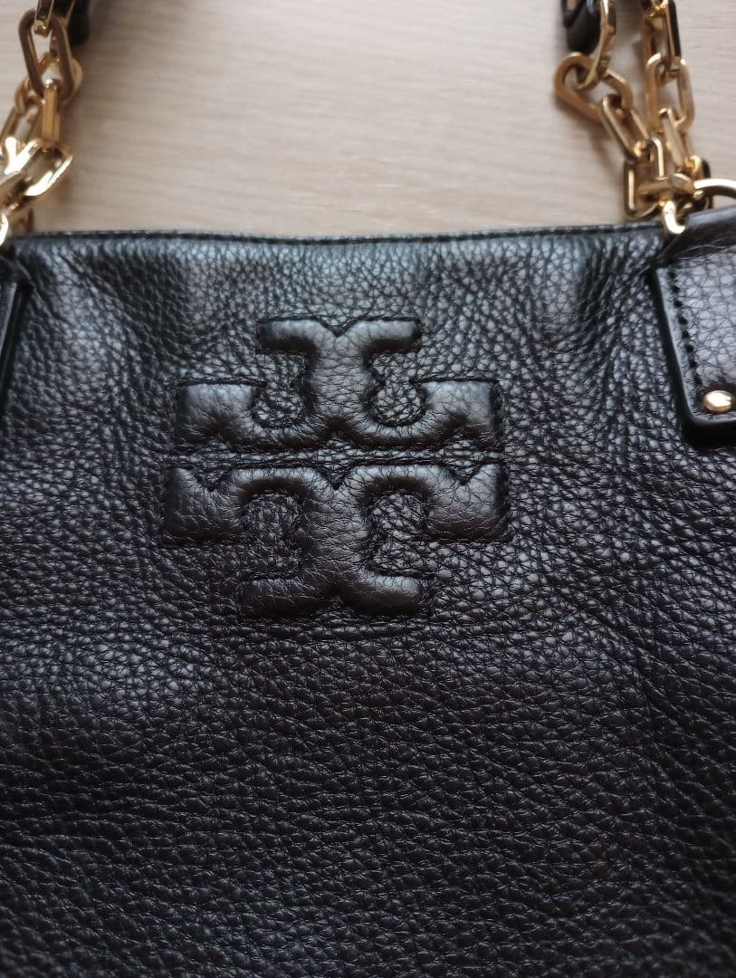 TORY BURCH トリーバーチ　革バッグ　黒