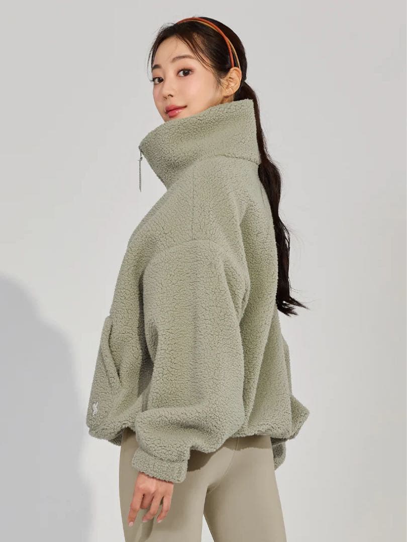 美品　XEXYMIXシェルパ ハイネックジャンパー　サイズフリー