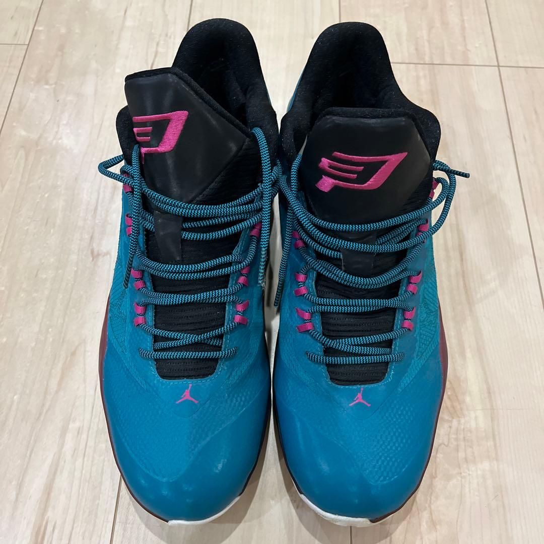 バスケットシューズ　エアジョーダン　バッシュ　 31.5センチ