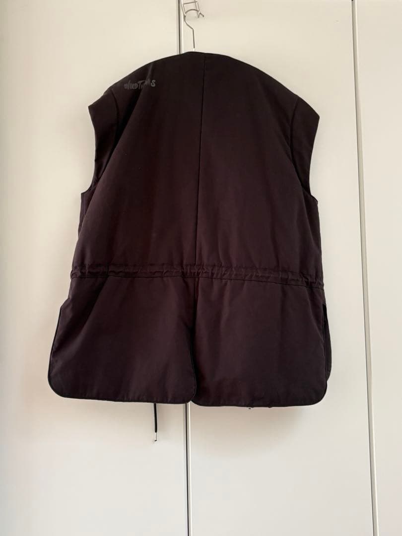 JUNMIKAMI×WILDTHINGS パデットベスト