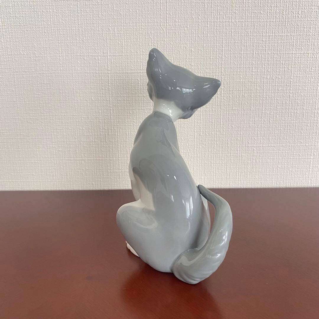 LLADRO リヤドロ　『 ご飯をちょうだい 』 猫 置物