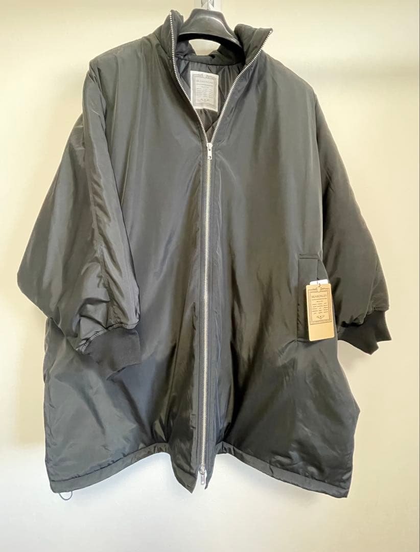 新品タグ付き　BEARDSLEY ビアズリー　中綿BIGポンチョコート