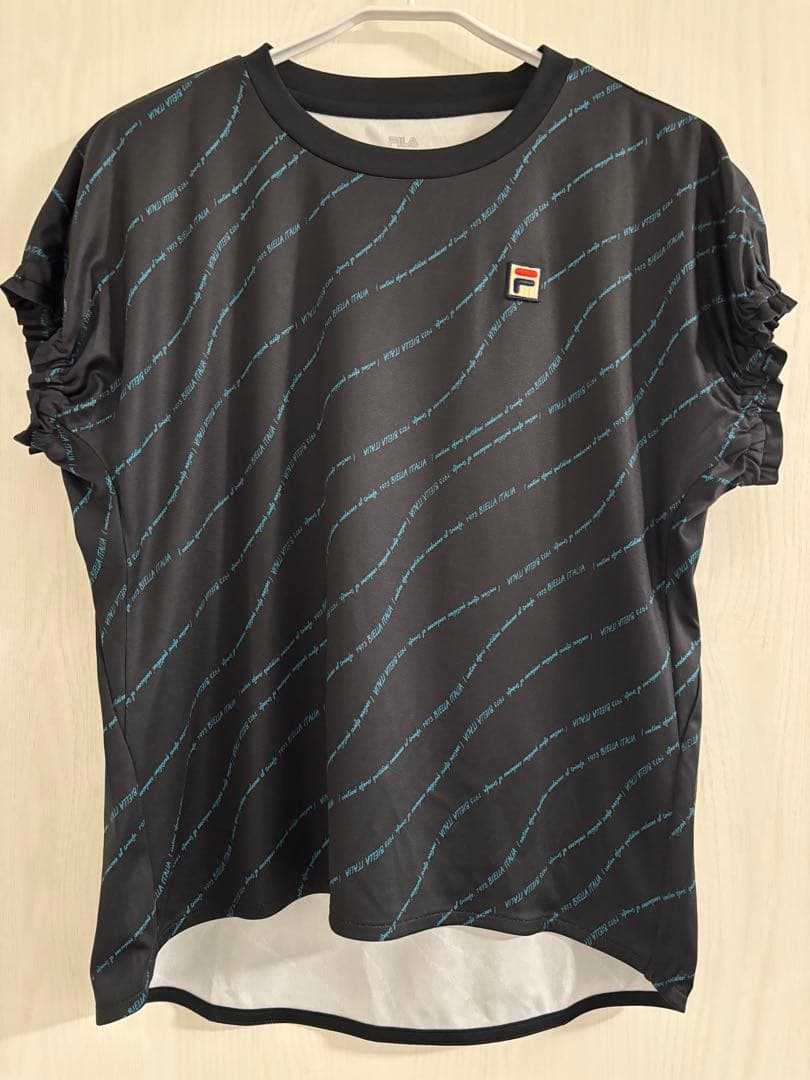 FILA ストライプ柄セットアップテニスウエア