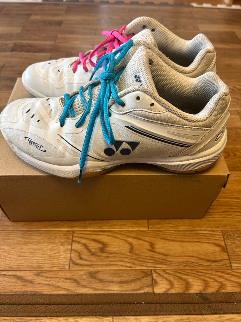 YONEX パワークッション65z スリム　25.5