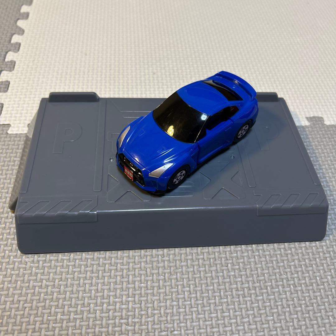 タカラトミー はじめてトミカ　ちゅうしゃじょうセット2WAY ※車付き