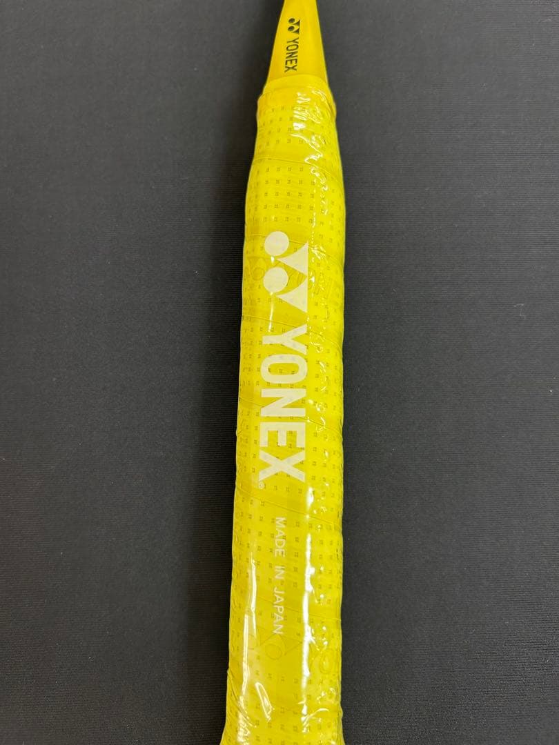 4ug5 ナノフレア1000Z 新品未使用　ヨネックス　バドミントン　ラケット