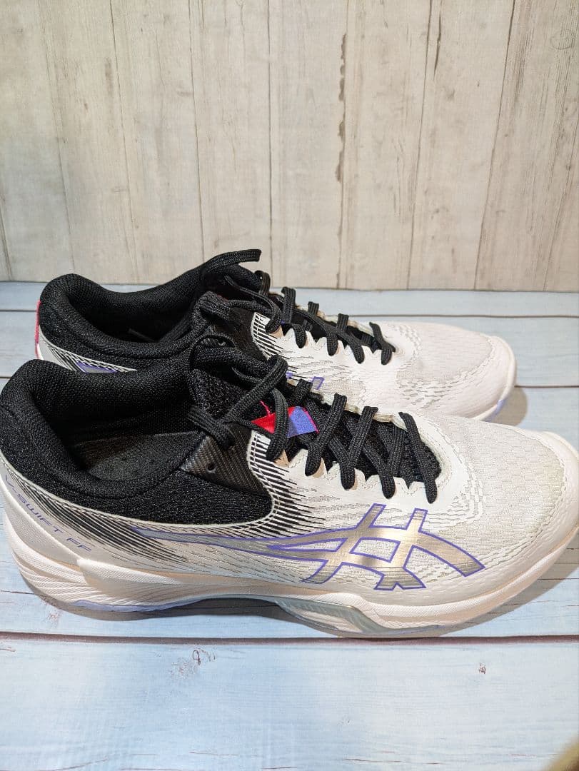 美品 [アシックス] バレーボールシューズ V-SWIFT FF 4 27センチ