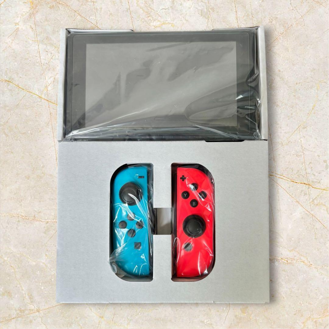 Nintendo Switch 本体 ネオンブルー / ネオンレッド