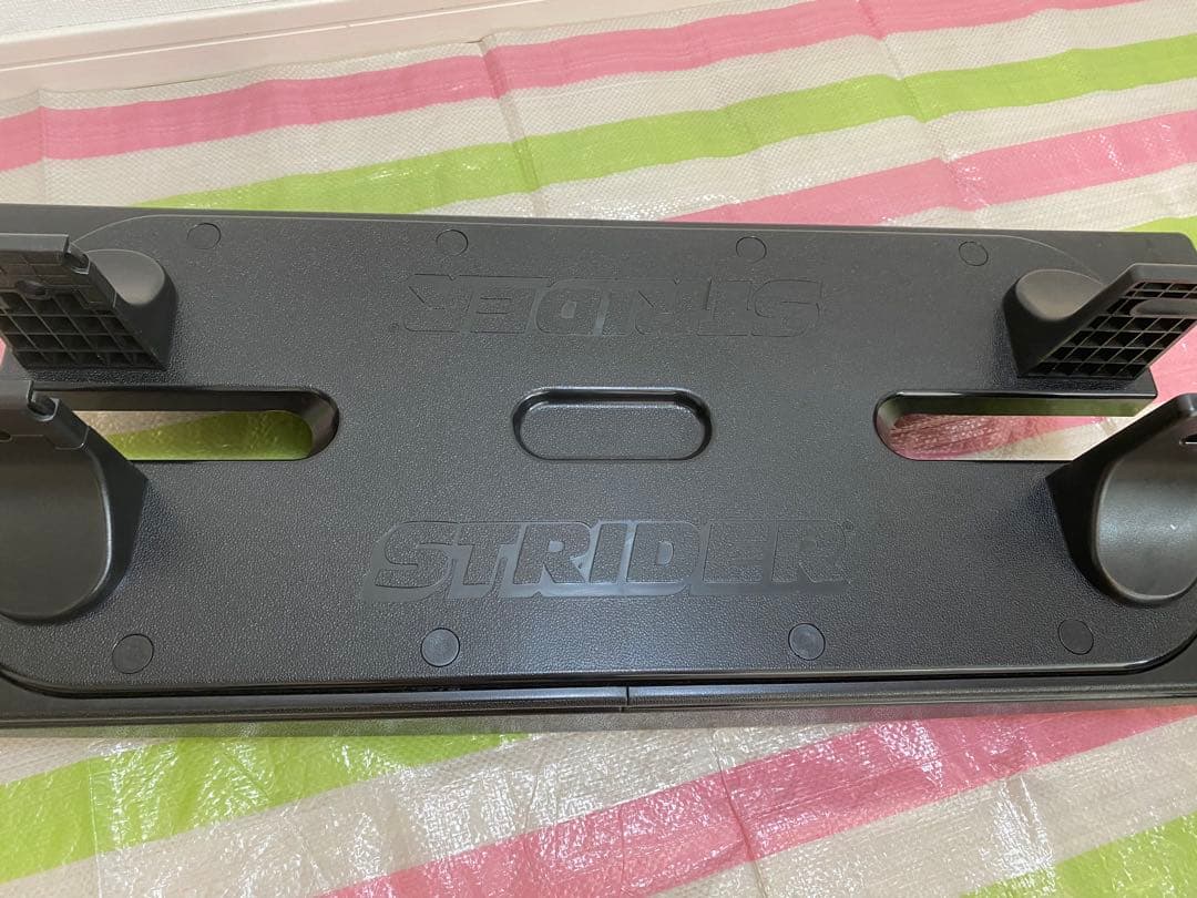 STRIDER ロッキングベース キックバイク　ヘルメット