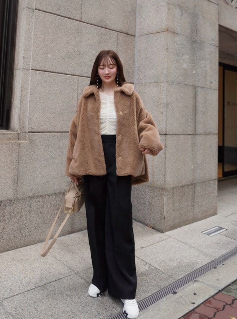 HYEON ヘヨン　ted cape / camel