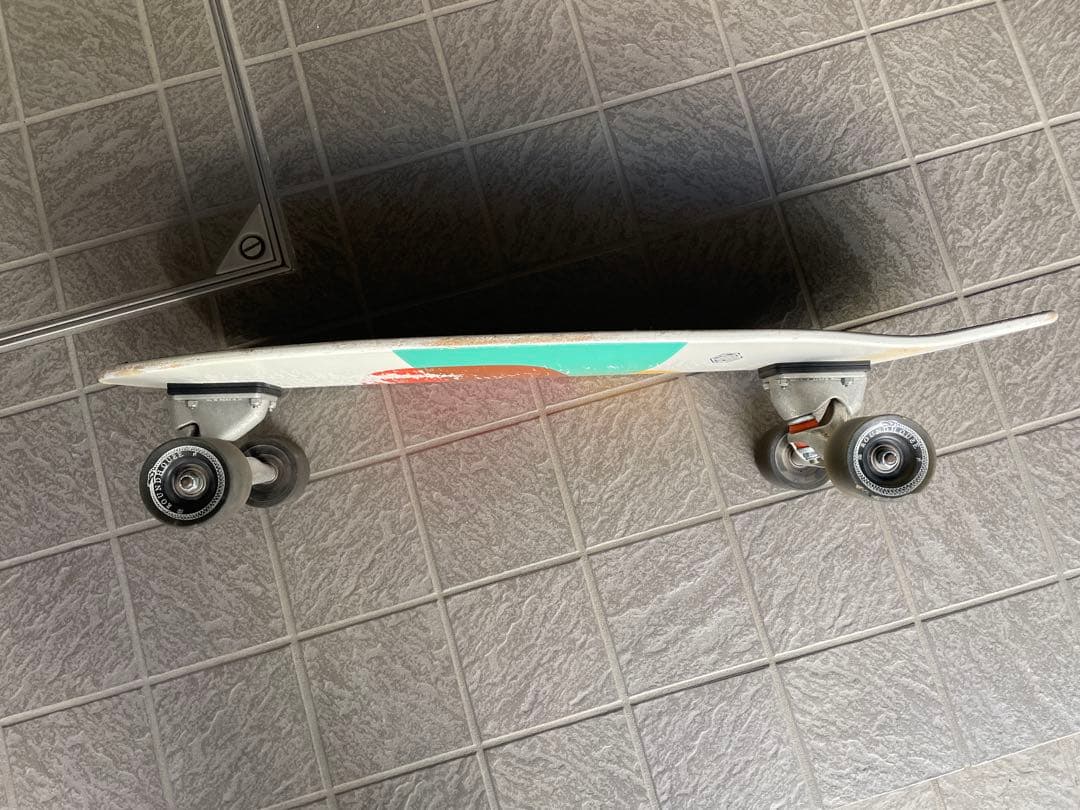 Carver TRITON 32\" PRISMAL サーフスケート