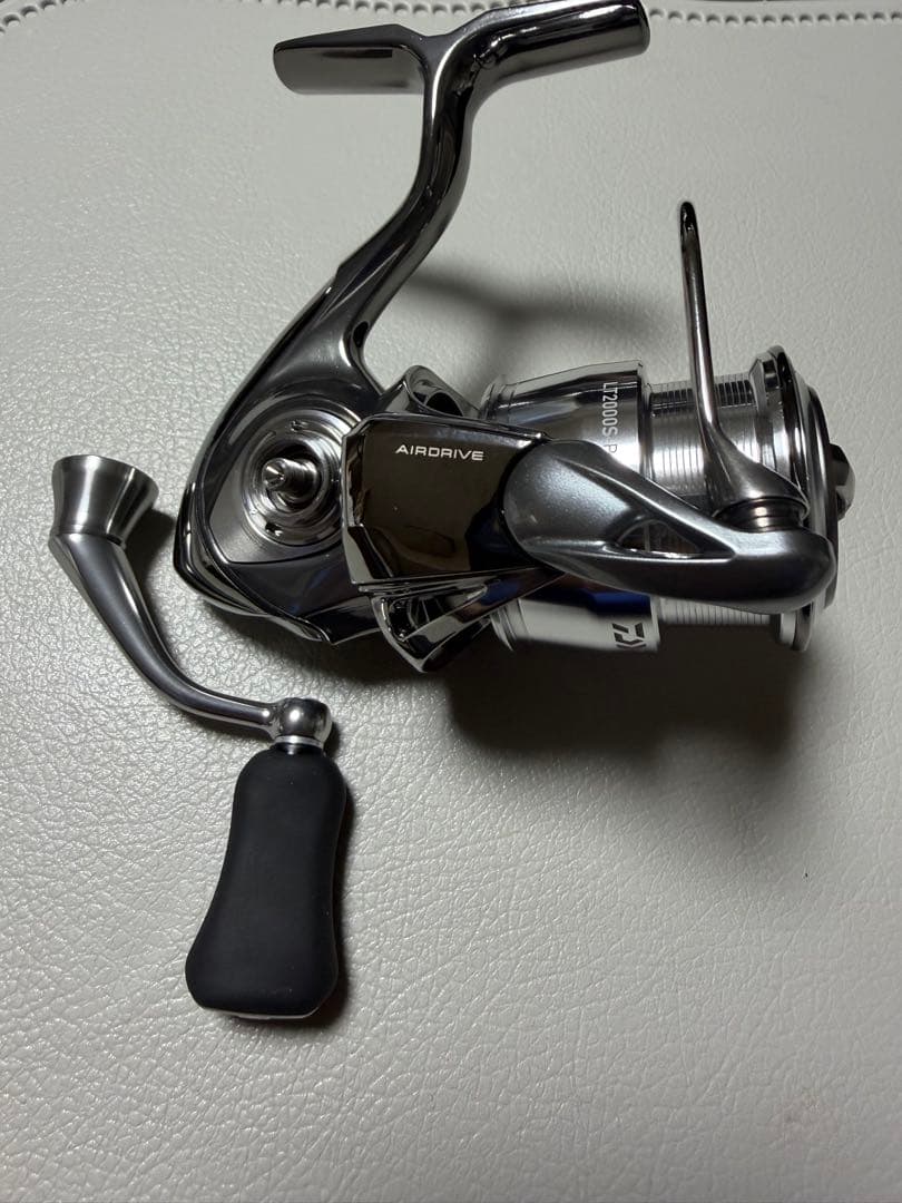 DAIWA 22EXIST LT2000S-P スピニングリール