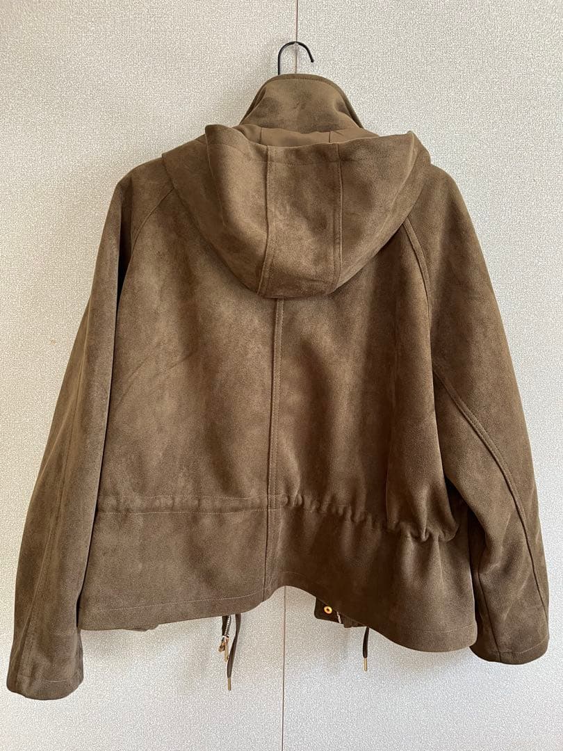 ZARA ブラウンスエードフードジャケット レディース