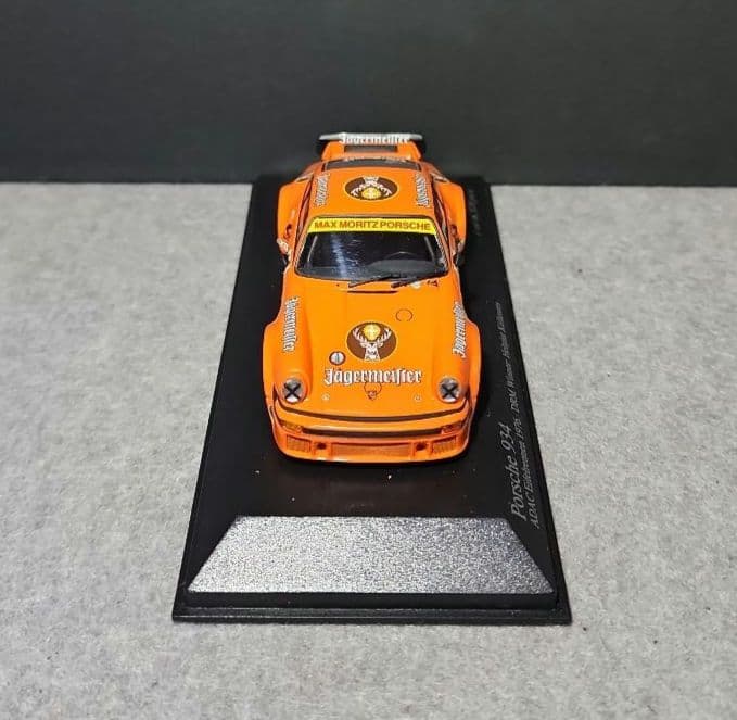 ミニチャンプス 1/43スケール ポルシェ934