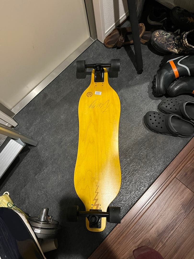 YOROI SKATEBOARD rising 雷神　カービング　オフトレ