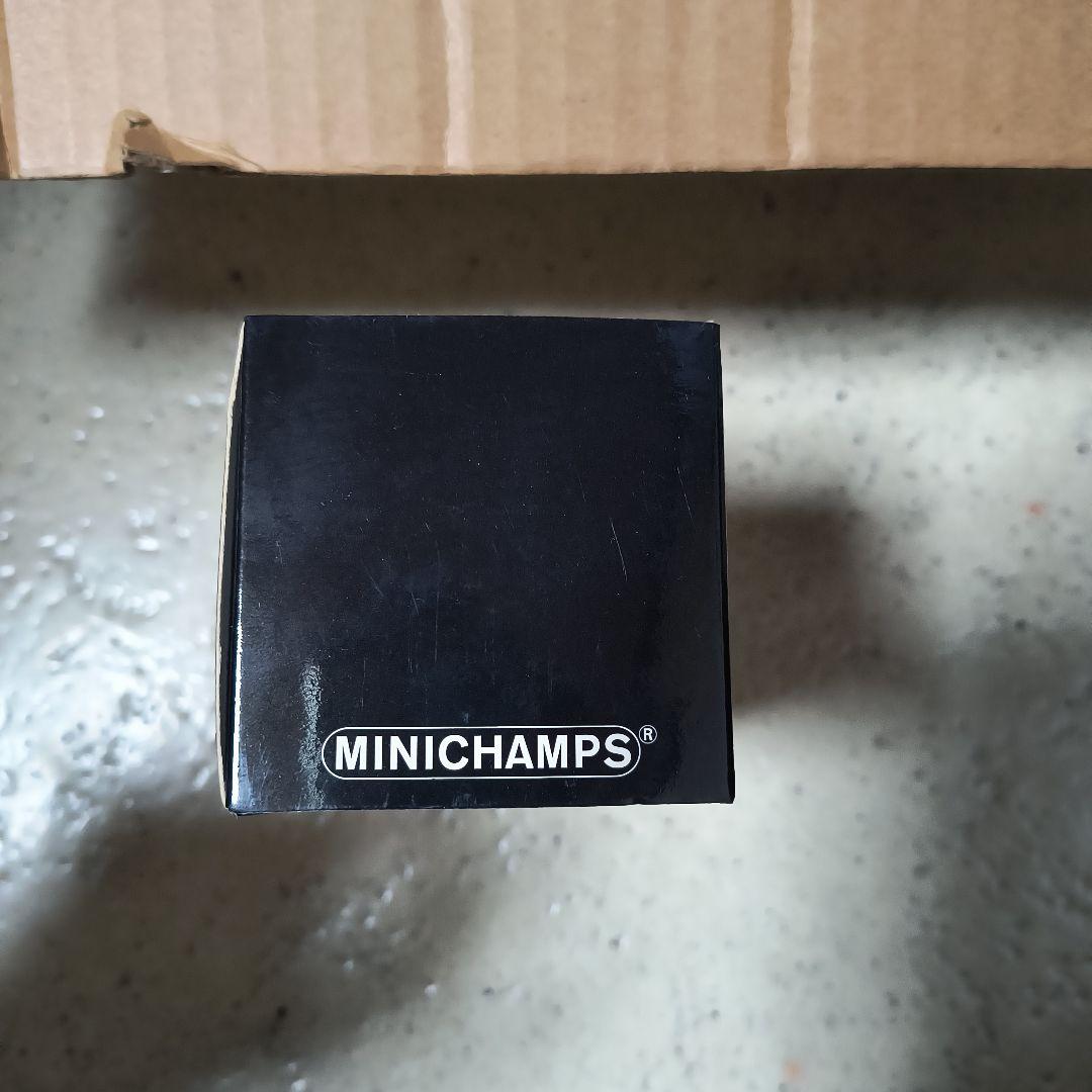 ミニカー MINICHAMPS Porsche 911 Carrera RSR 2.8