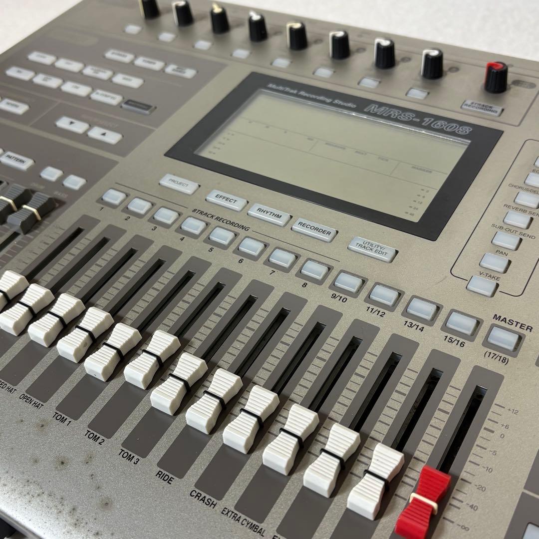 ZOOM MRS-1608 マルチトラックレコーダー