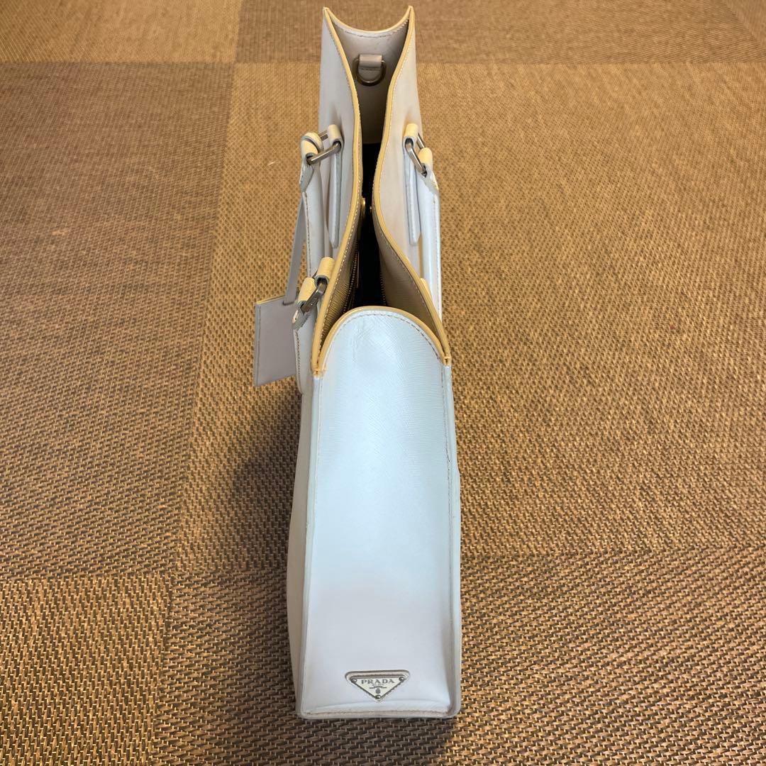 ぬの上 PRADA ビジネストートバッグ