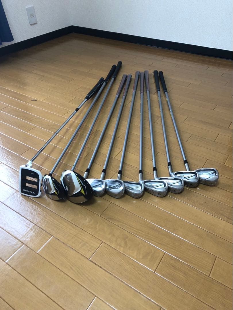 良品☆TOURSTAGEゴルフクラブ フルセット　Ｖ551 キャディバッグ付