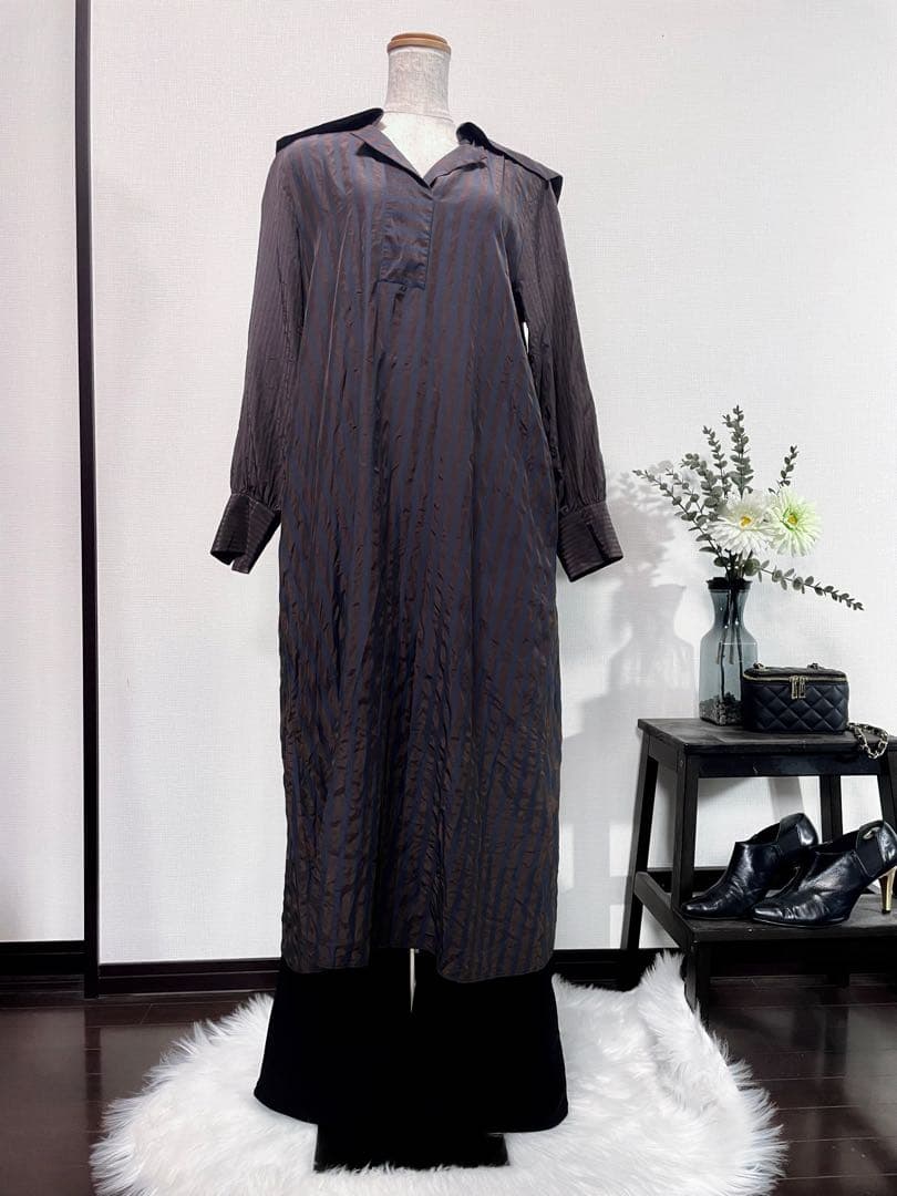 美品BRAHMINストライプ柄セーラー襟シャツワンピース袖ゴールドボタンロング丈