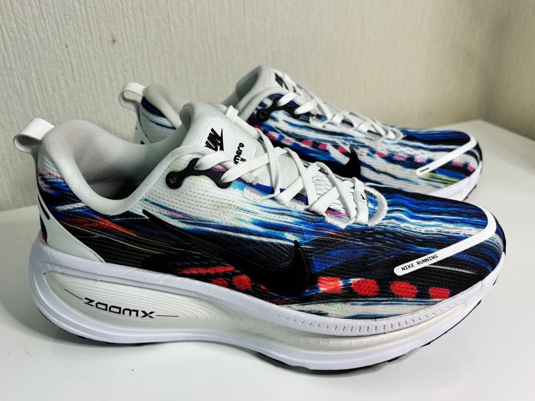 NIKE ボメロ18 25.5cm