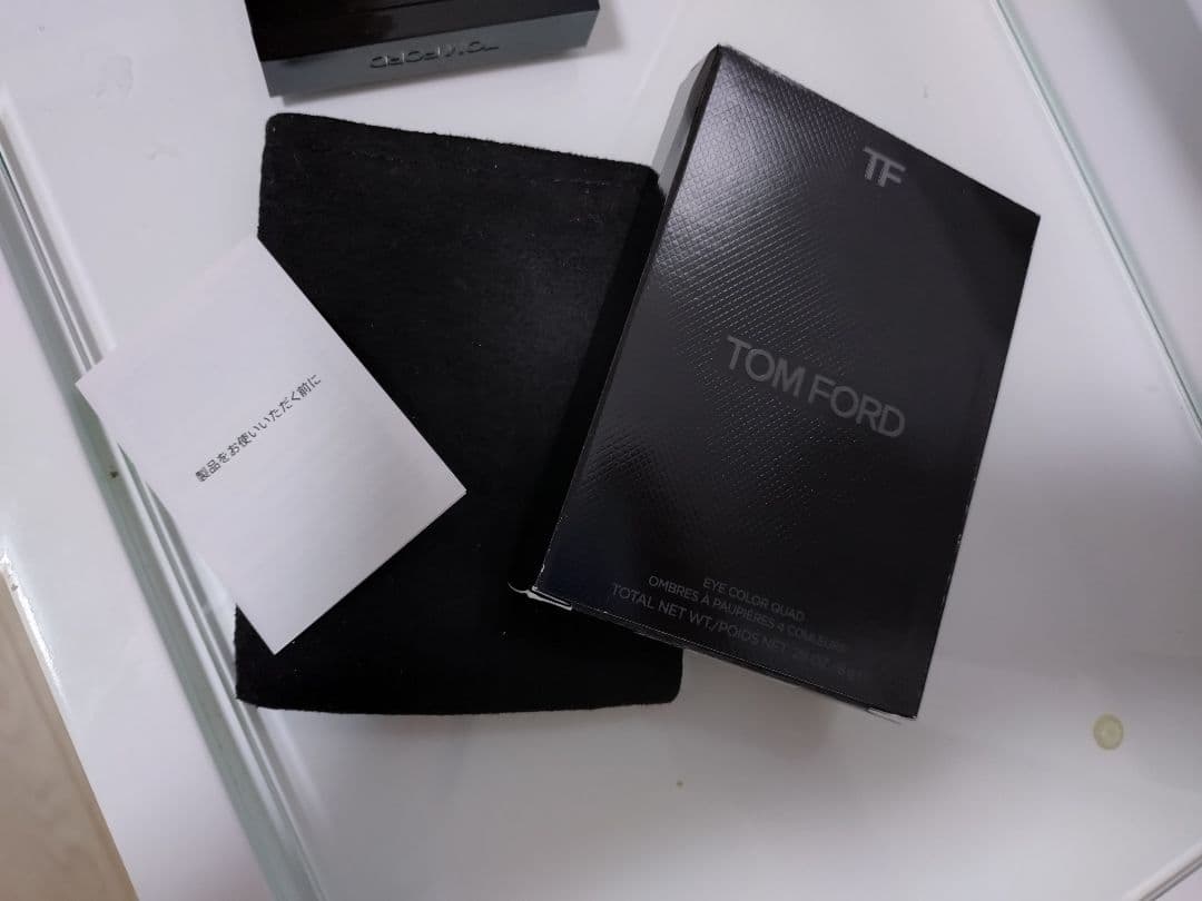 TOM FORD アイ カラー クォード 27B