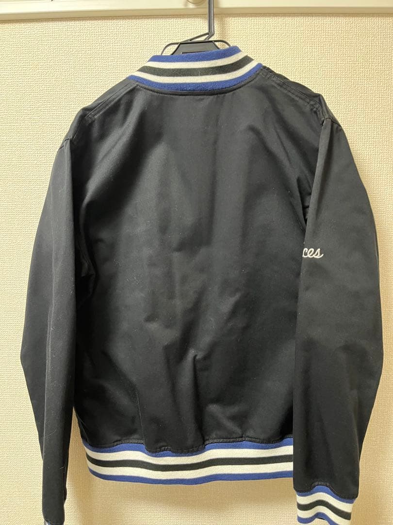 supremeブルゾン