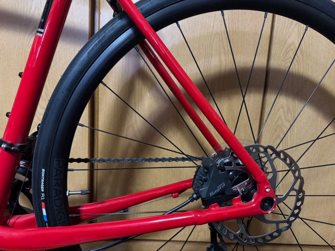 新型　2024年　TREK DOMANE AL4