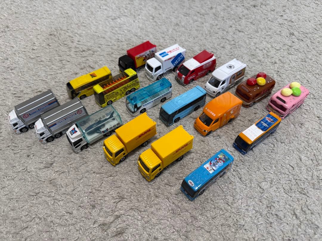 【Cameron】トミカ ミニカー 146台 トラック付き まとめ 中古